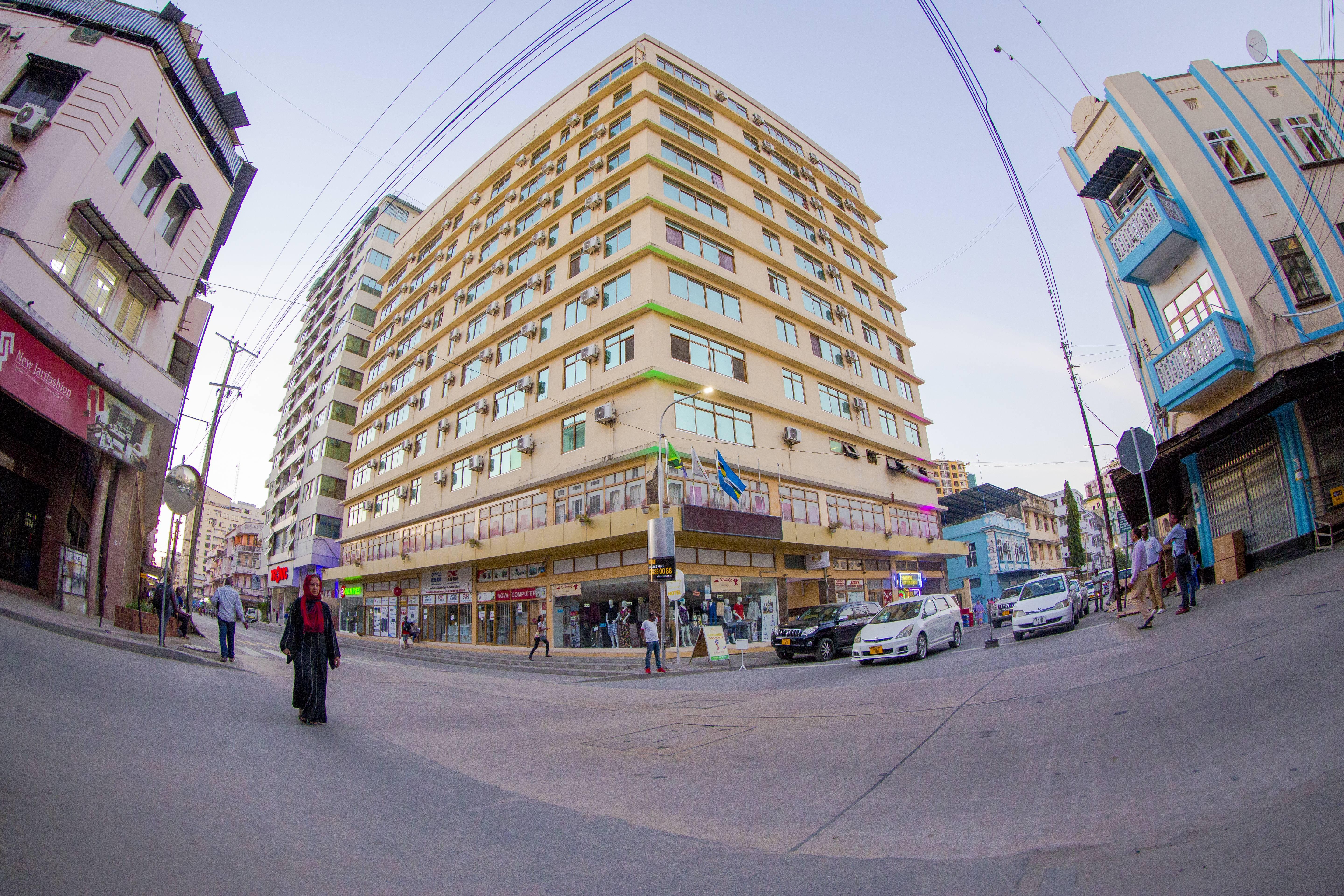 Tiffany Diamond Hotels Ltd - Indira Gandhi Street Dar es Salaam Exterior photo