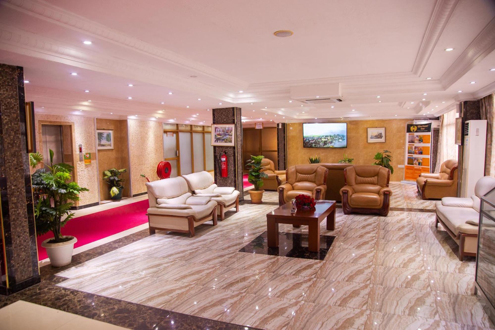 Tiffany Diamond Hotels Ltd - Indira Gandhi Street Dar es Salaam Exterior photo