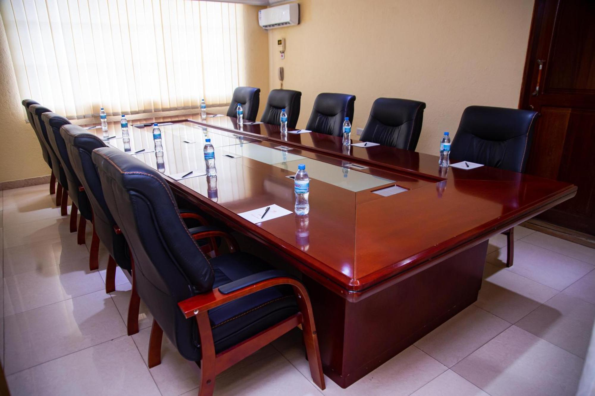 Tiffany Diamond Hotels Ltd - Indira Gandhi Street Dar es Salaam Exterior photo